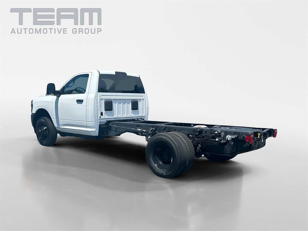 2025 Ram 3500 Tradesman photo 5