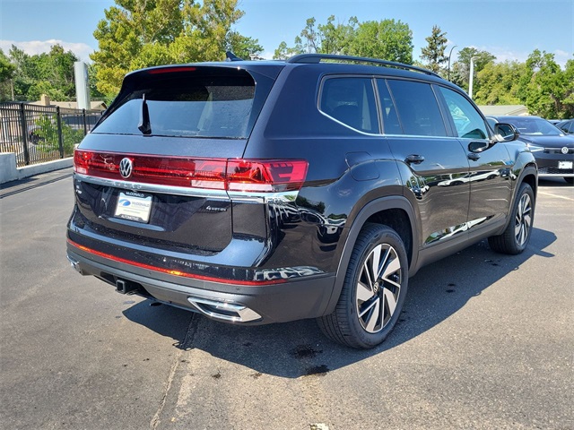 2025 Volkswagen Atlas SE Technology photo 2