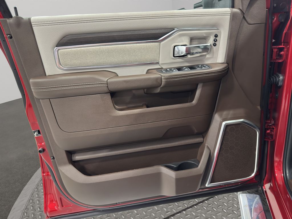 2026 Ram 2500 Laramie photo 31