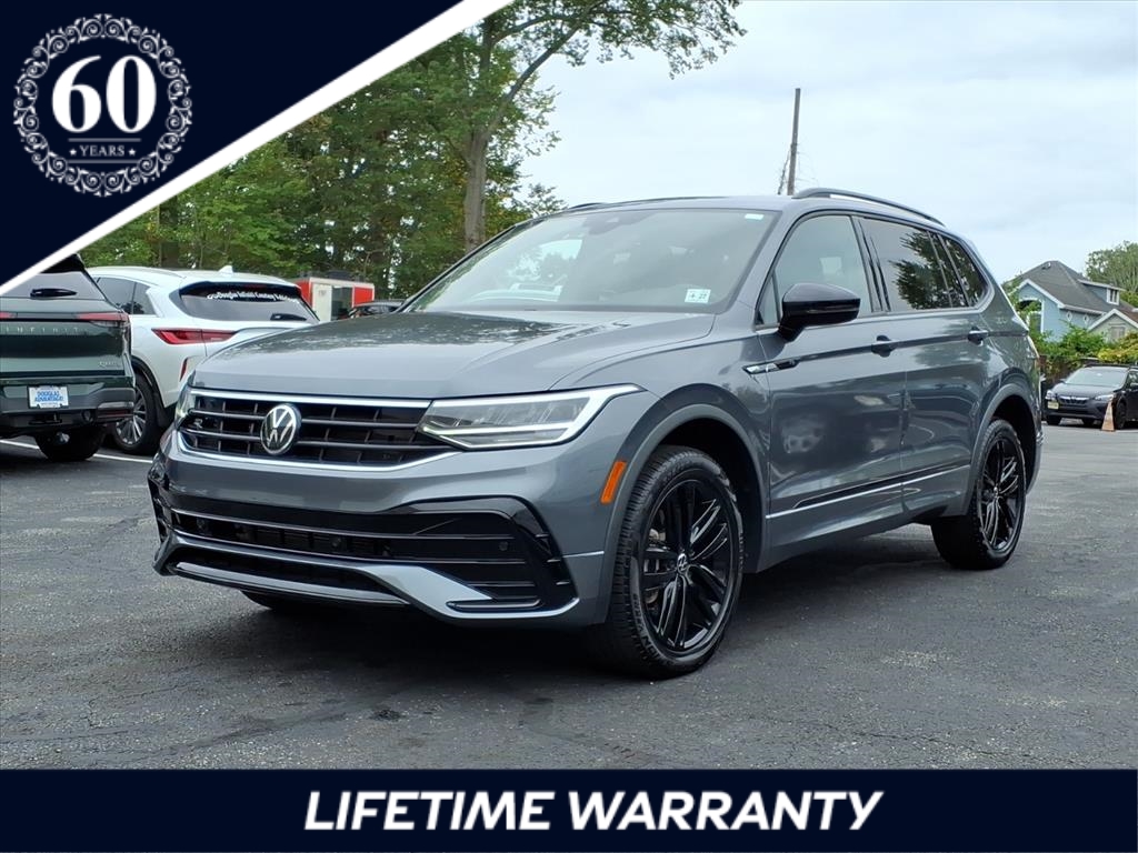 2022 Volkswagen Tiguan SE R-LINE BLACK
