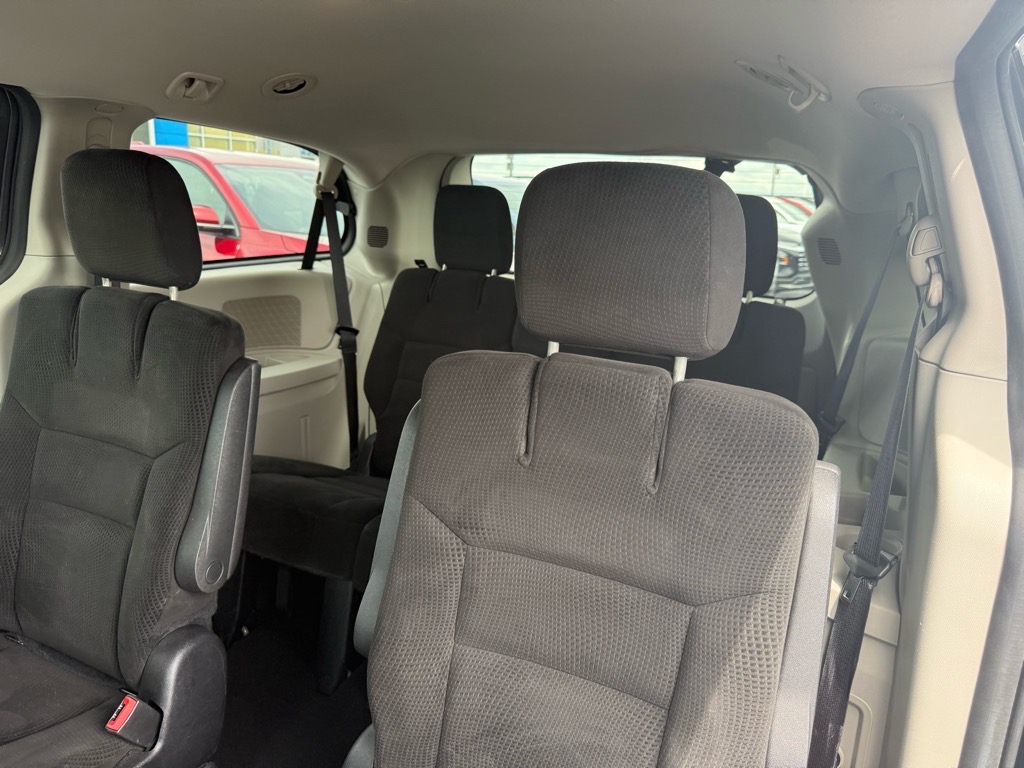 2016 Dodge Grand Caravan SXT photo 13