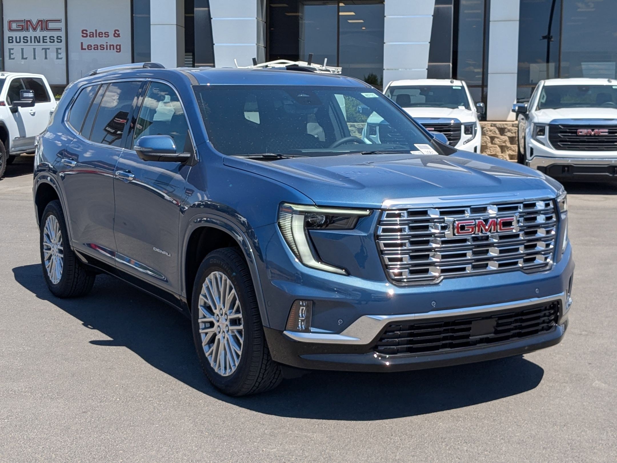 2026 Gmc Acadia Denali photo 6