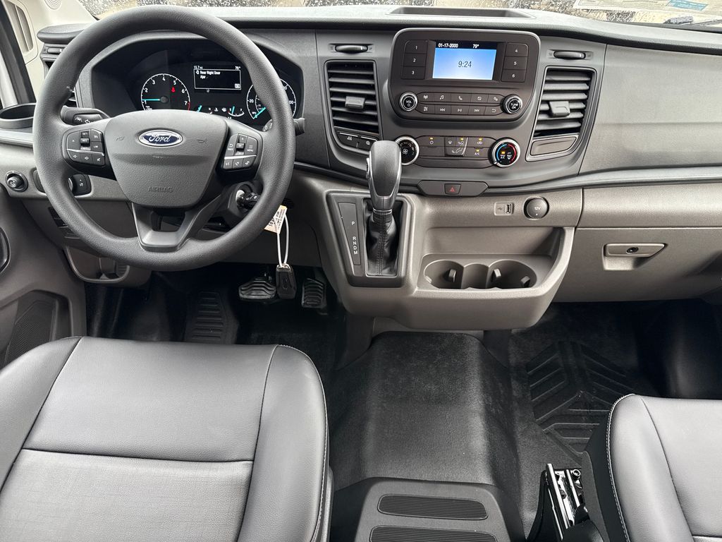 2025 Ford Transit photo 3