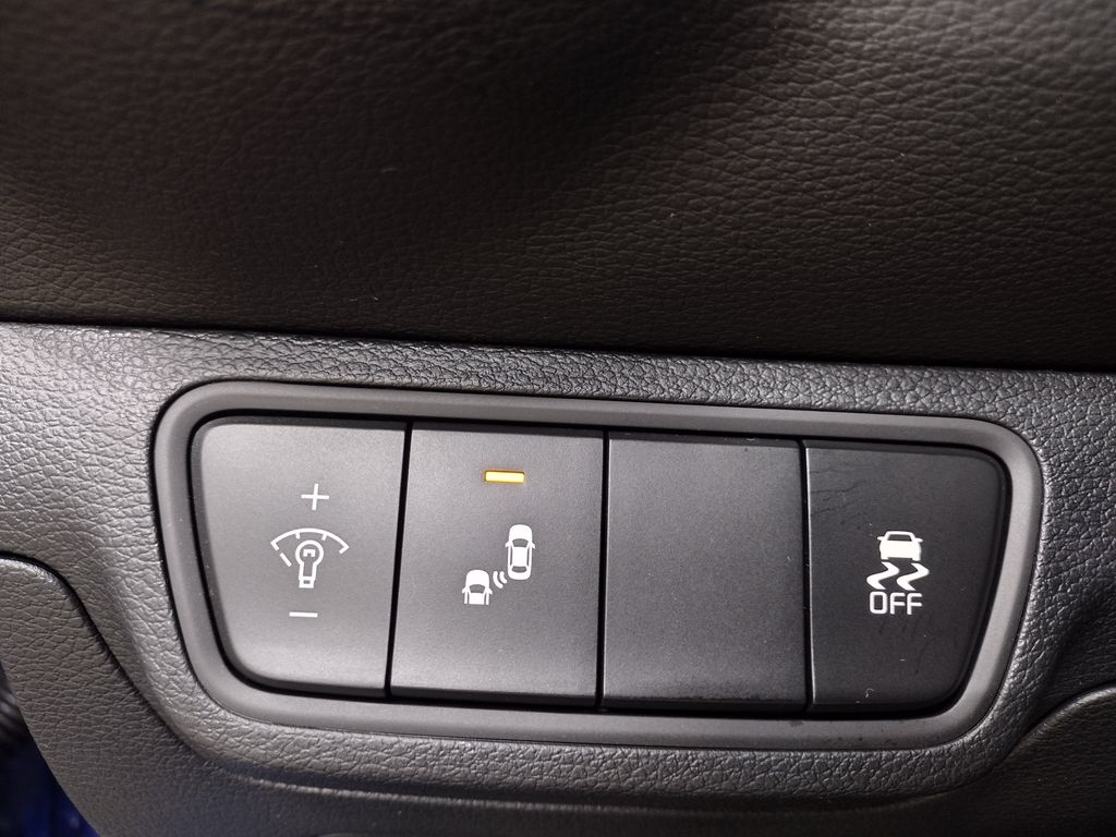 2024 Kia Forte GT photo 18