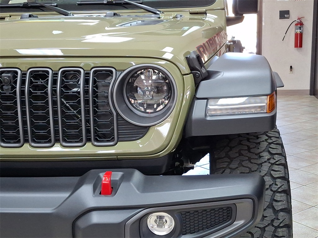 2025 Jeep Wrangler Rubicon photo 7