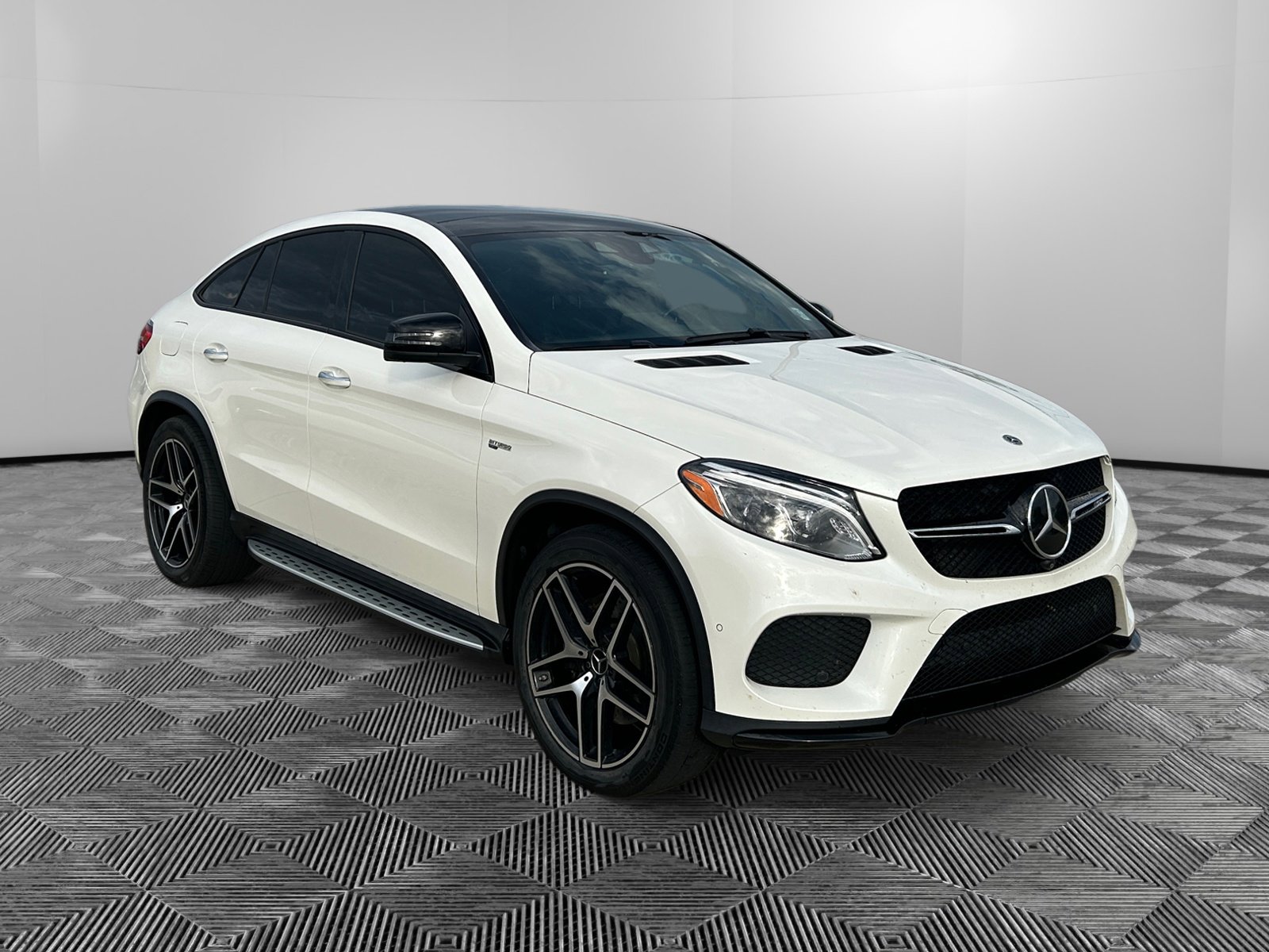 2019 Mercedes-Benz GLE-Class Coupe GLE43 AMG's photo