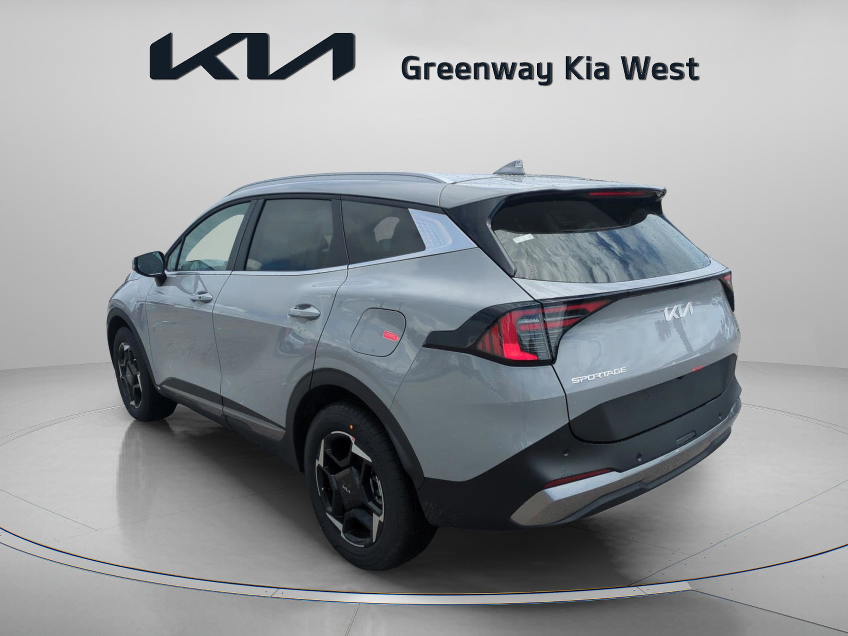 2026 Kia Sportage Hybrid EX photo 4