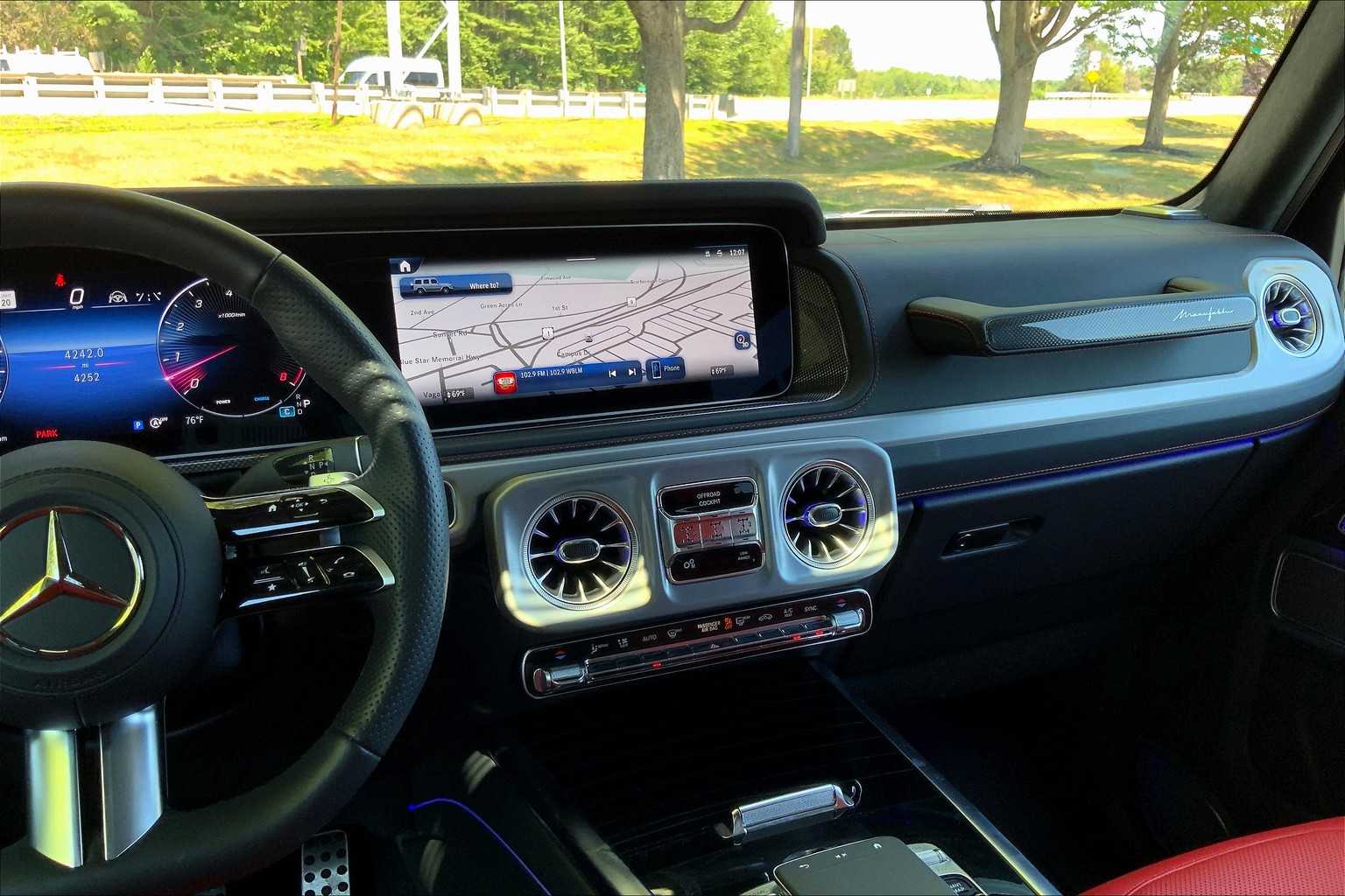 2025 Mercedes Benz G 550 photo 6