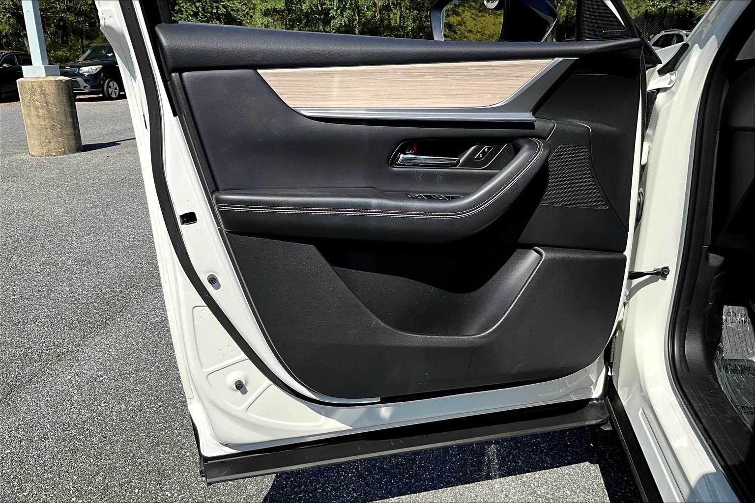 2025 Mazda CX-70 Premium photo 21