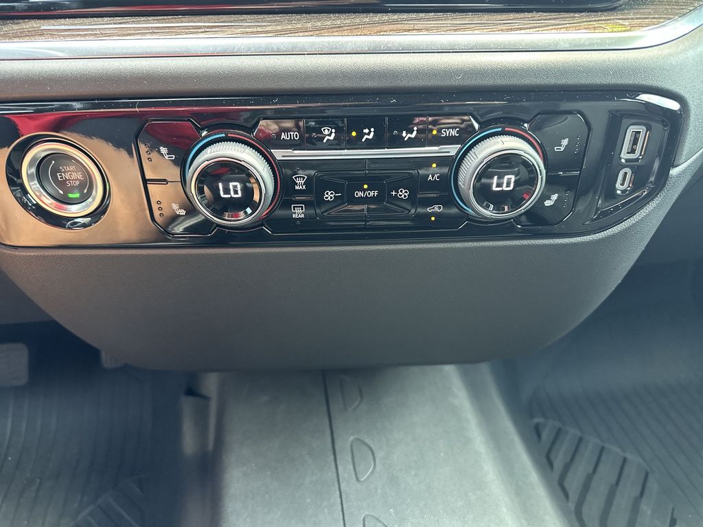 2022 Chevrolet Silverado 1500 LT photo 28