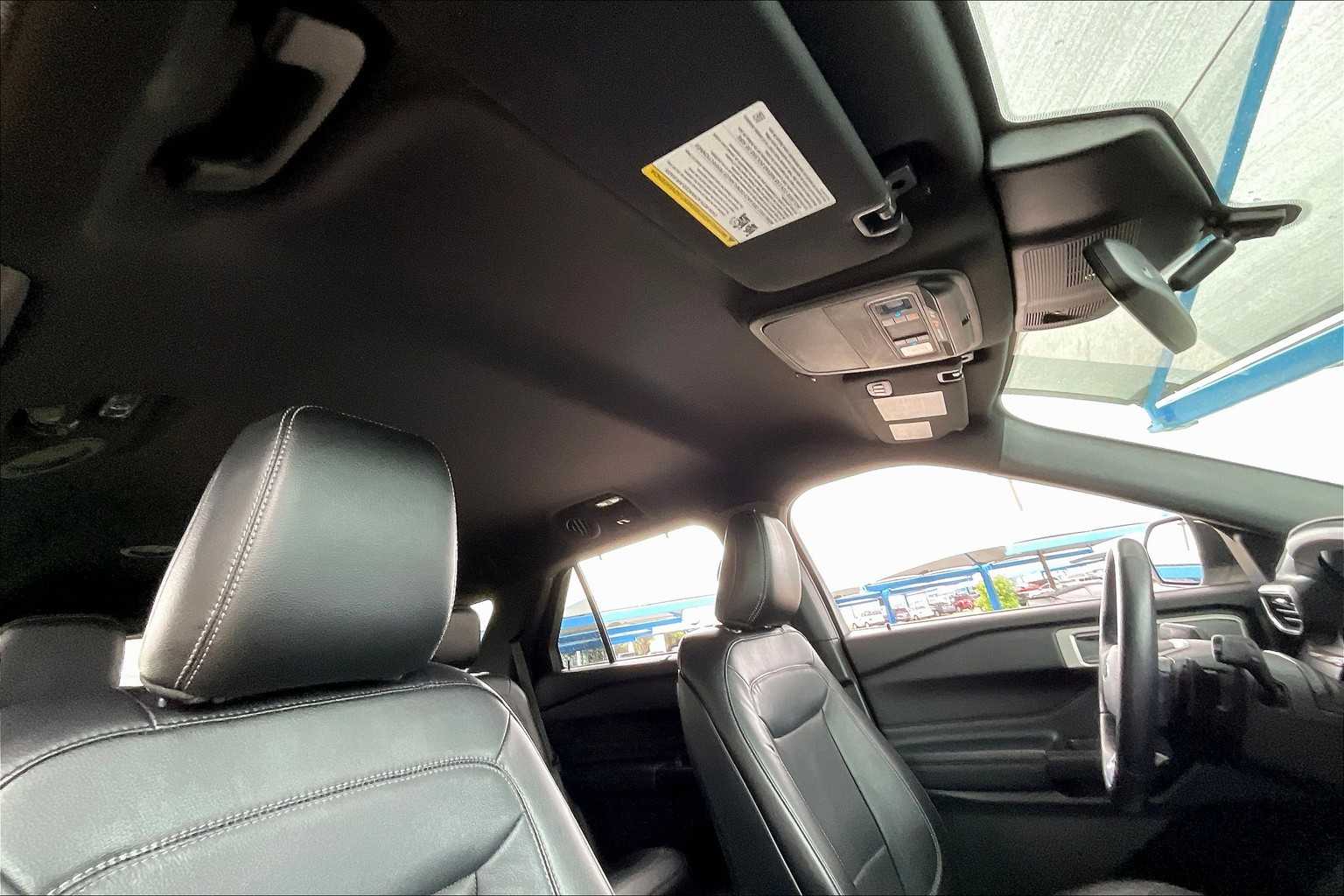 2020 Ford Explorer Limited photo 9