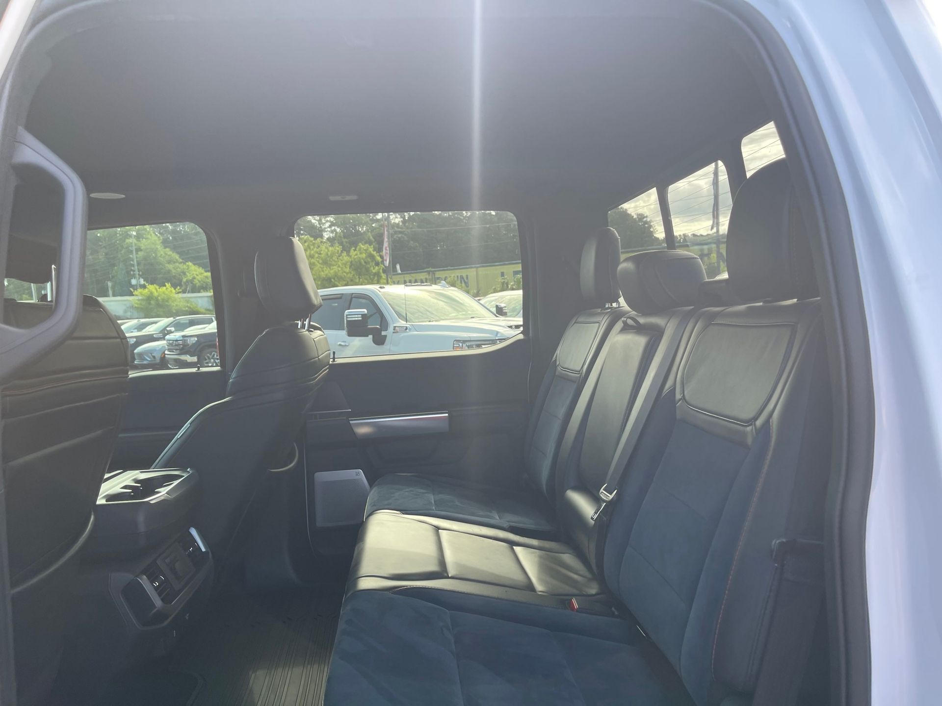 2022 Ford F-150 Raptor photo 25