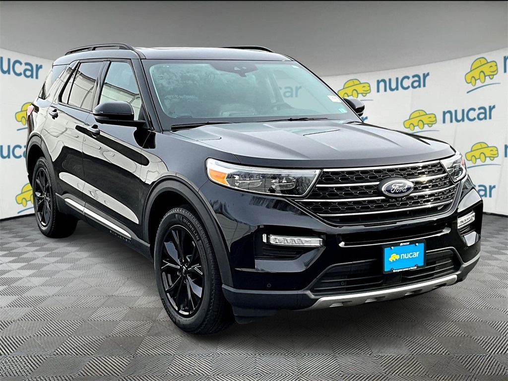 2023 Ford Explorer XLT's photo