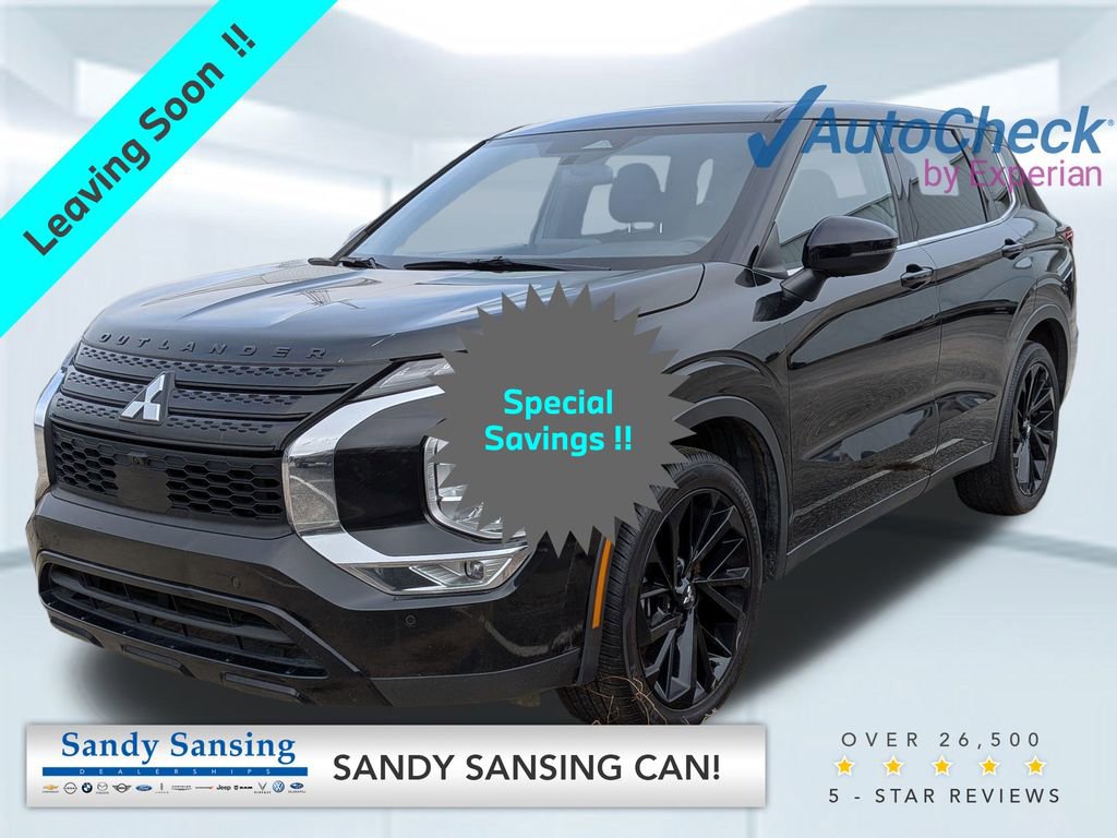2022 Mitsubishi Outlander Black Edition's photo