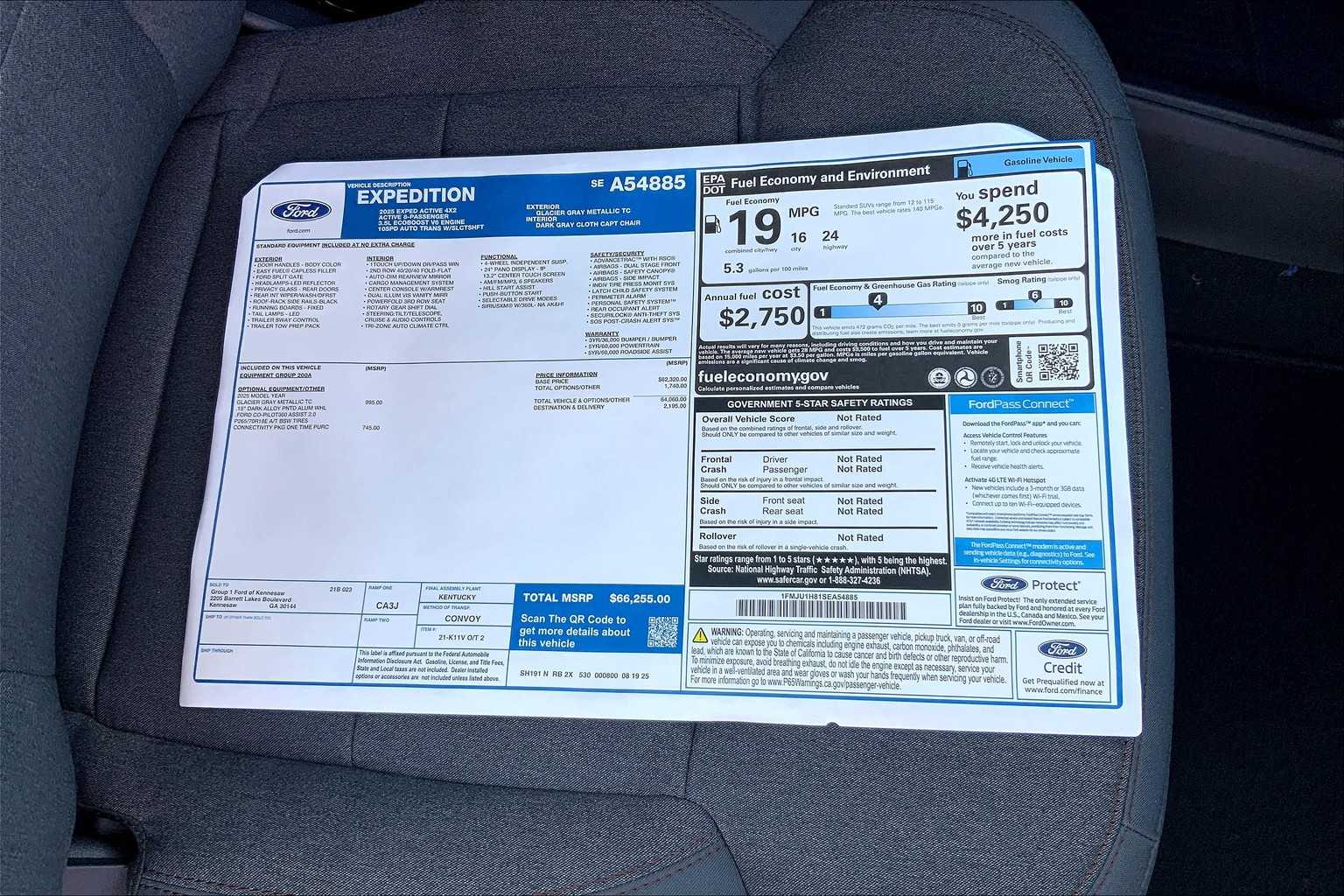 2025 Ford Expedition photo 14