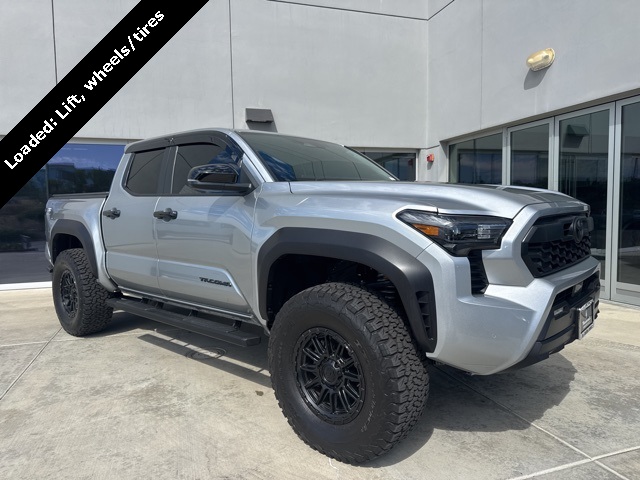 2025 Toyota Tacoma TRD Off Road's photo