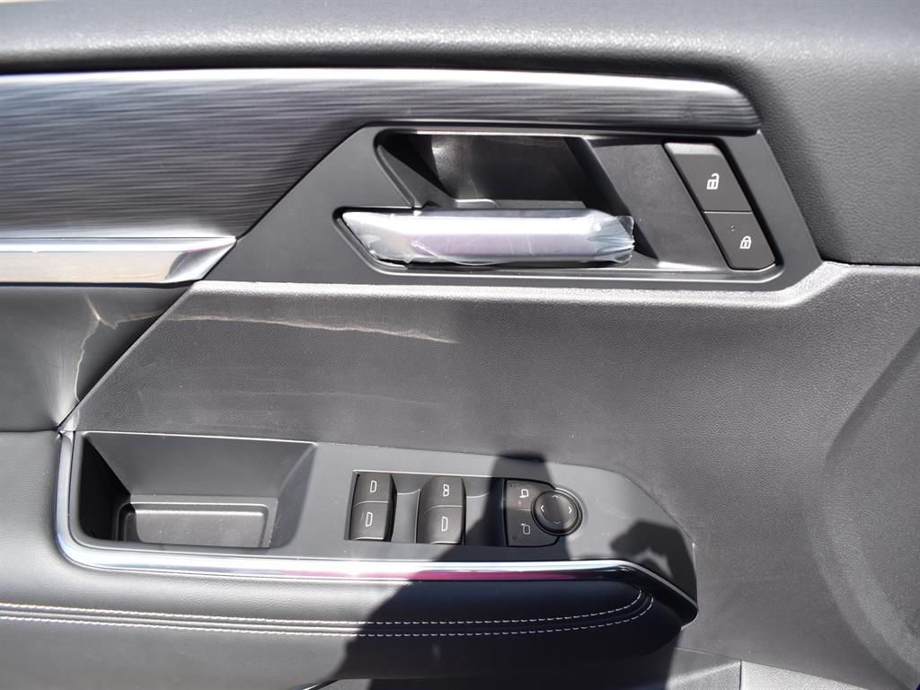 2026 Gmc Acadia Elevation photo 13