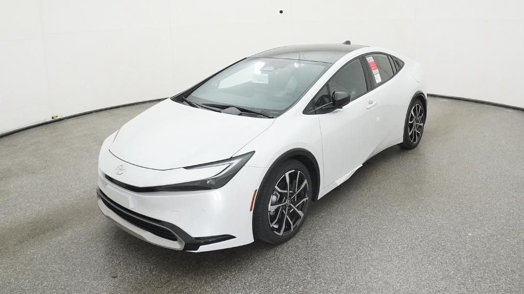 2026 Toyota Prius XSE Premium's photo