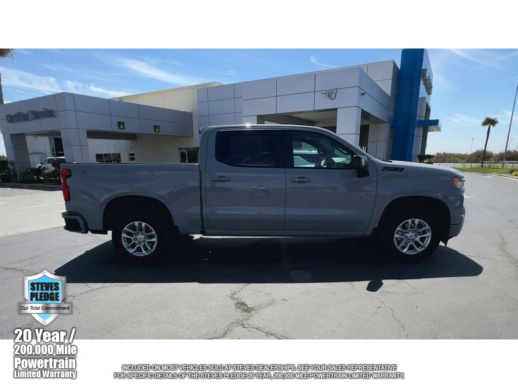 2025 Chevrolet Silverado 1500 RST photo 12