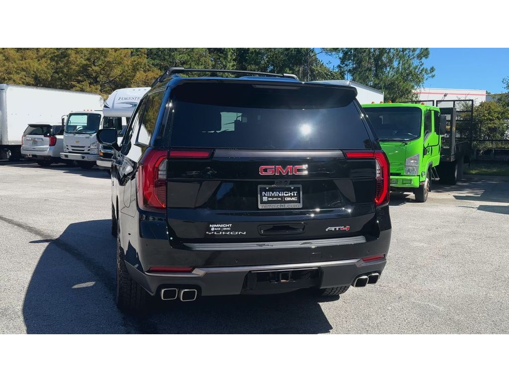 2025 Gmc Yukon AT4 Ultimate photo 3