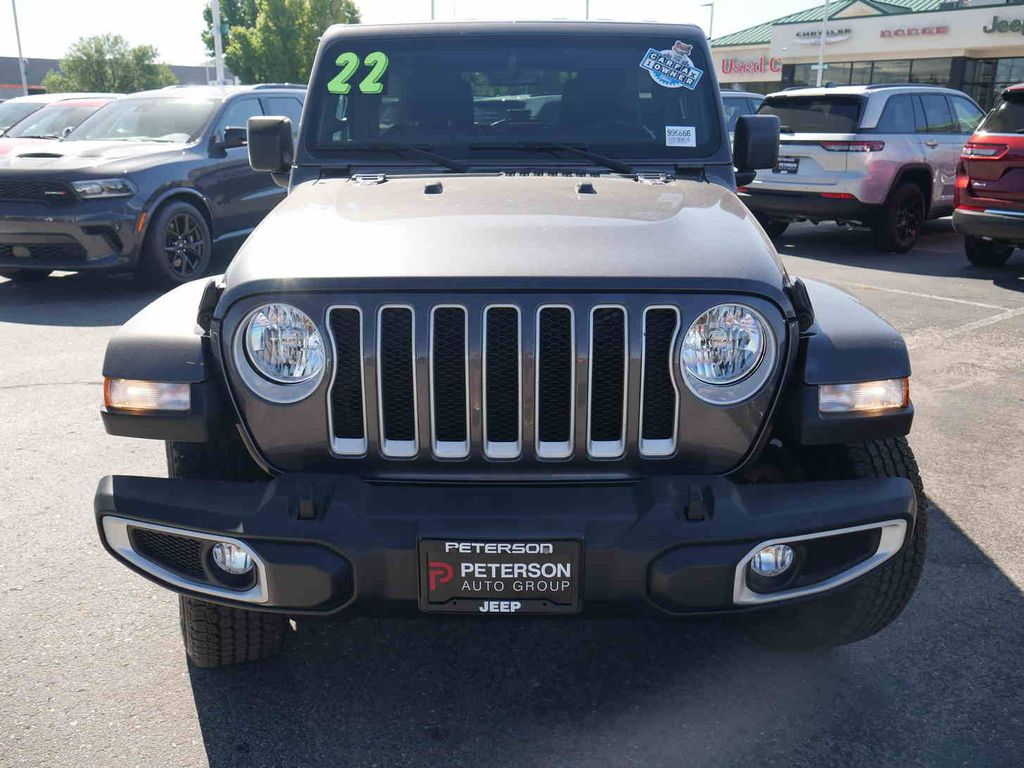 2022 Jeep Wrangler Unlimited Sahara photo 2