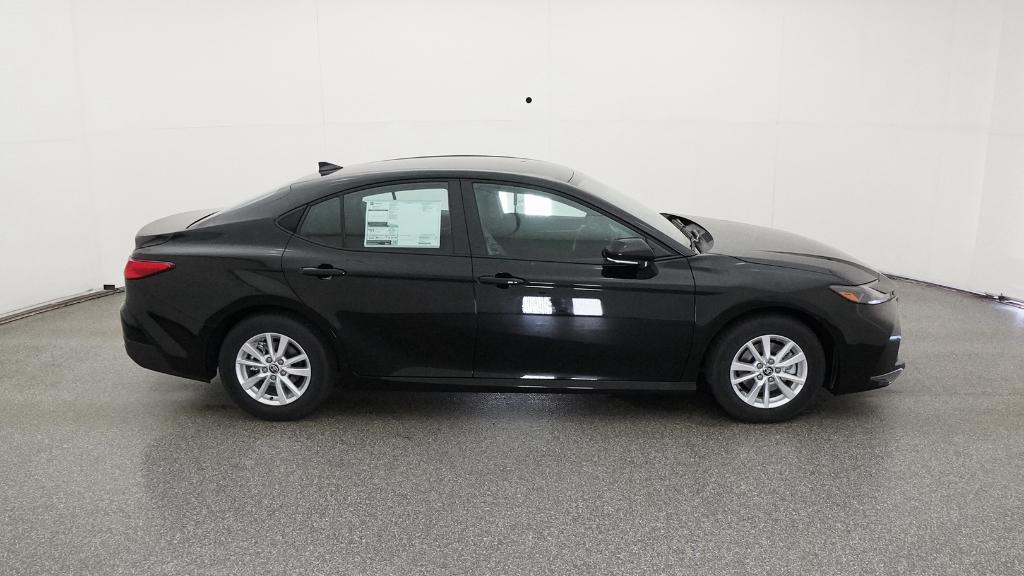 2026 Toyota Camry LE photo 25