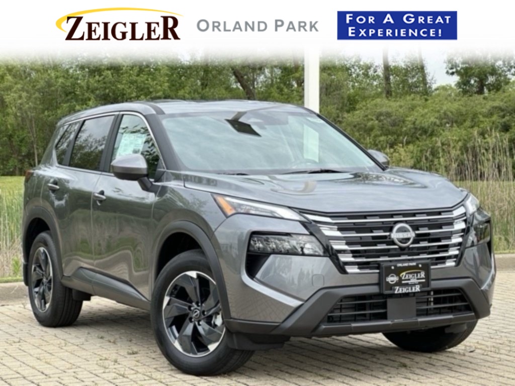 2026 Nissan Rogue SV photo 2