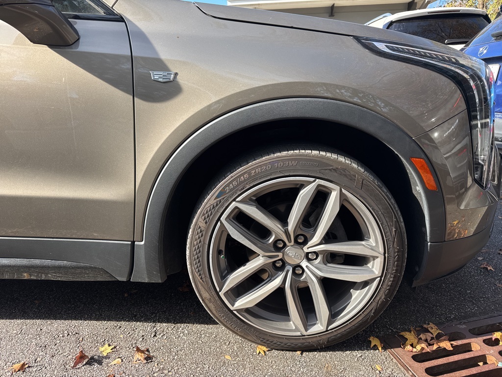 2020 Cadillac XT4 Sport photo 2