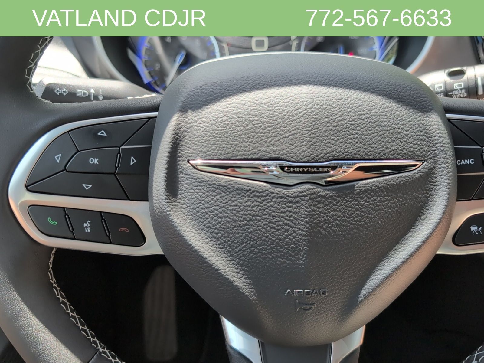 2026 Chrysler Pacifica photo 9