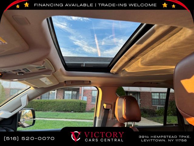 2020 Cadillac Escalade Luxury photo 22