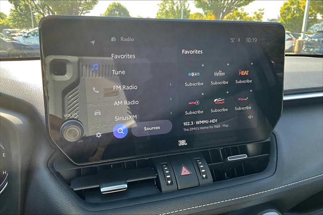 2025 Toyota RAV4 Hybrid XLE Premium photo 33