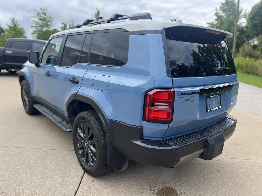 2024 Toyota Land Cruiser Base photo 3