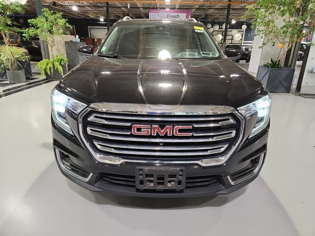2022 Gmc Terrain SLT photo 2