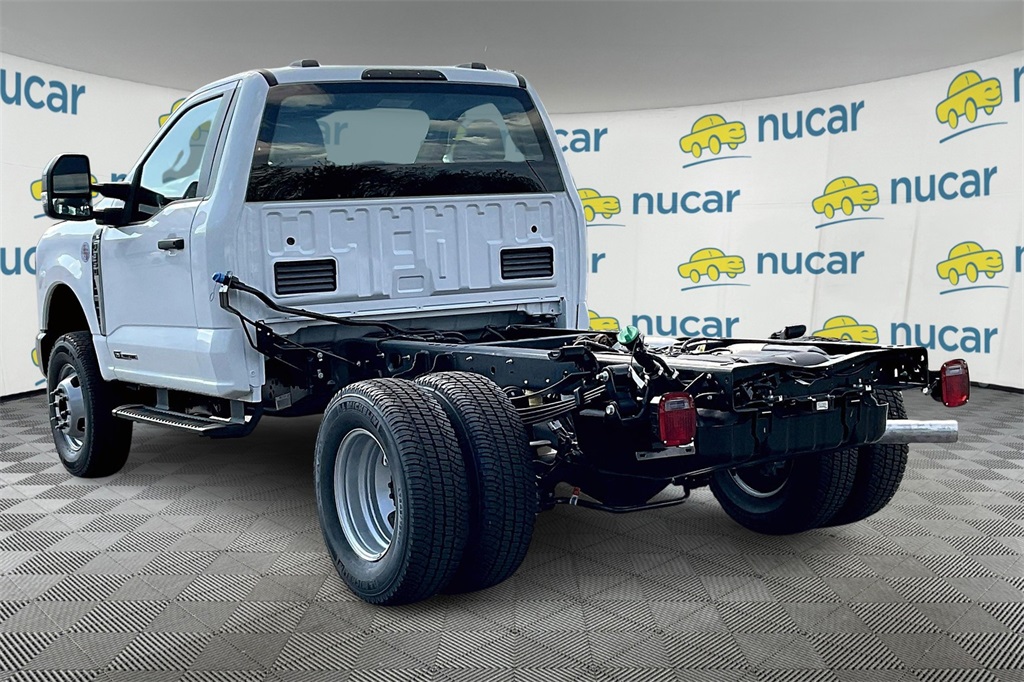 2024 Ford F-350 XL photo 4