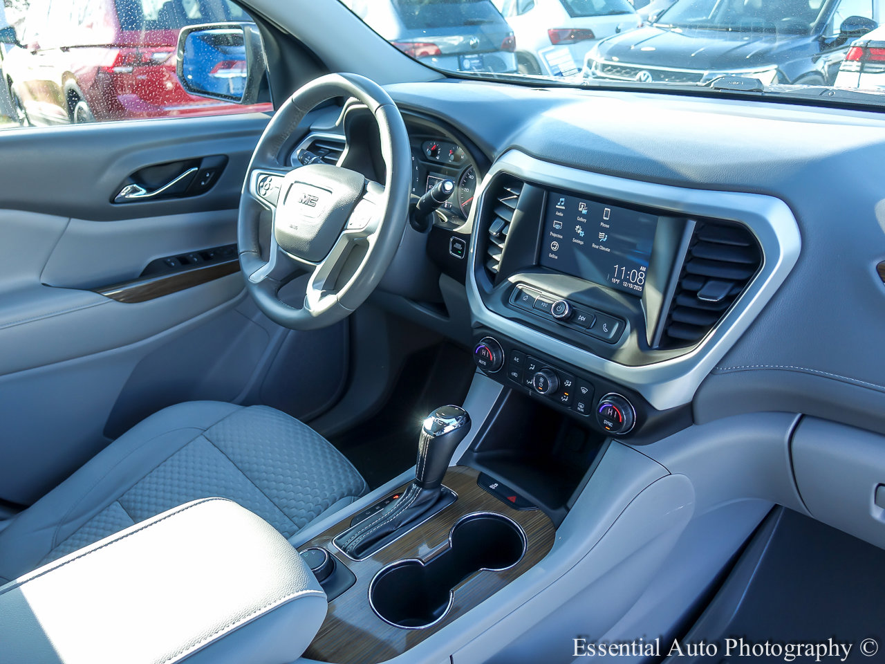 2018 GMC ACADIA - Image 21