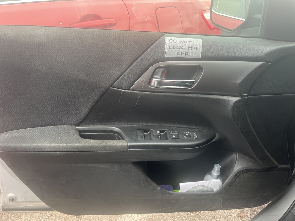 2013 Honda Accord LX photo 3