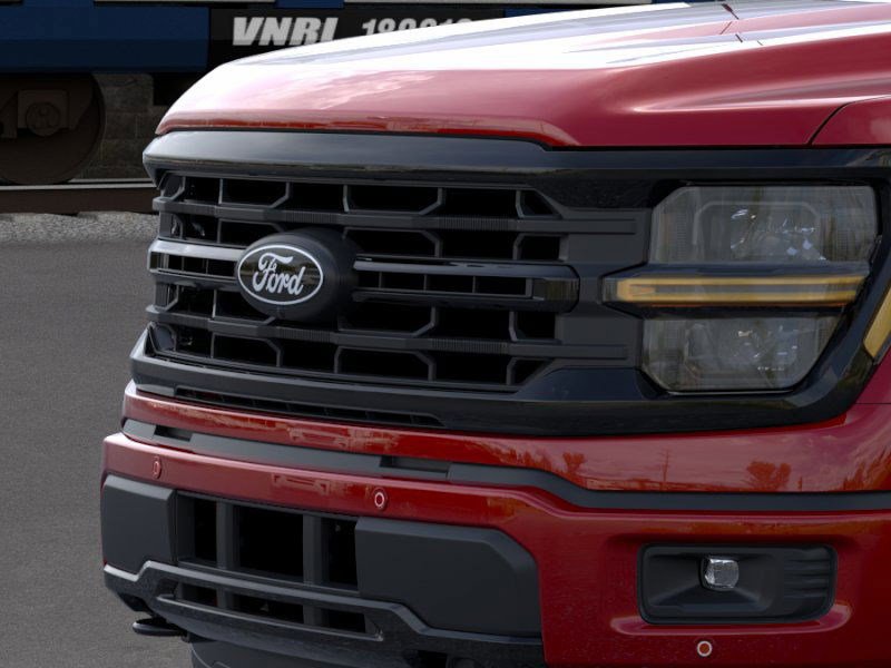 2025 Ford F-150 XLT photo 17