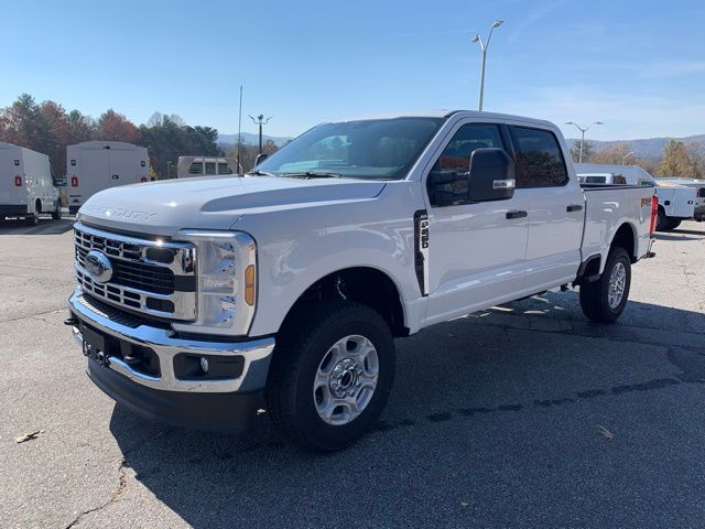 2026 Ford F-250 XLT photo 3