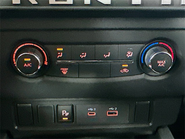 2025 Nissan Frontier SV photo 11
