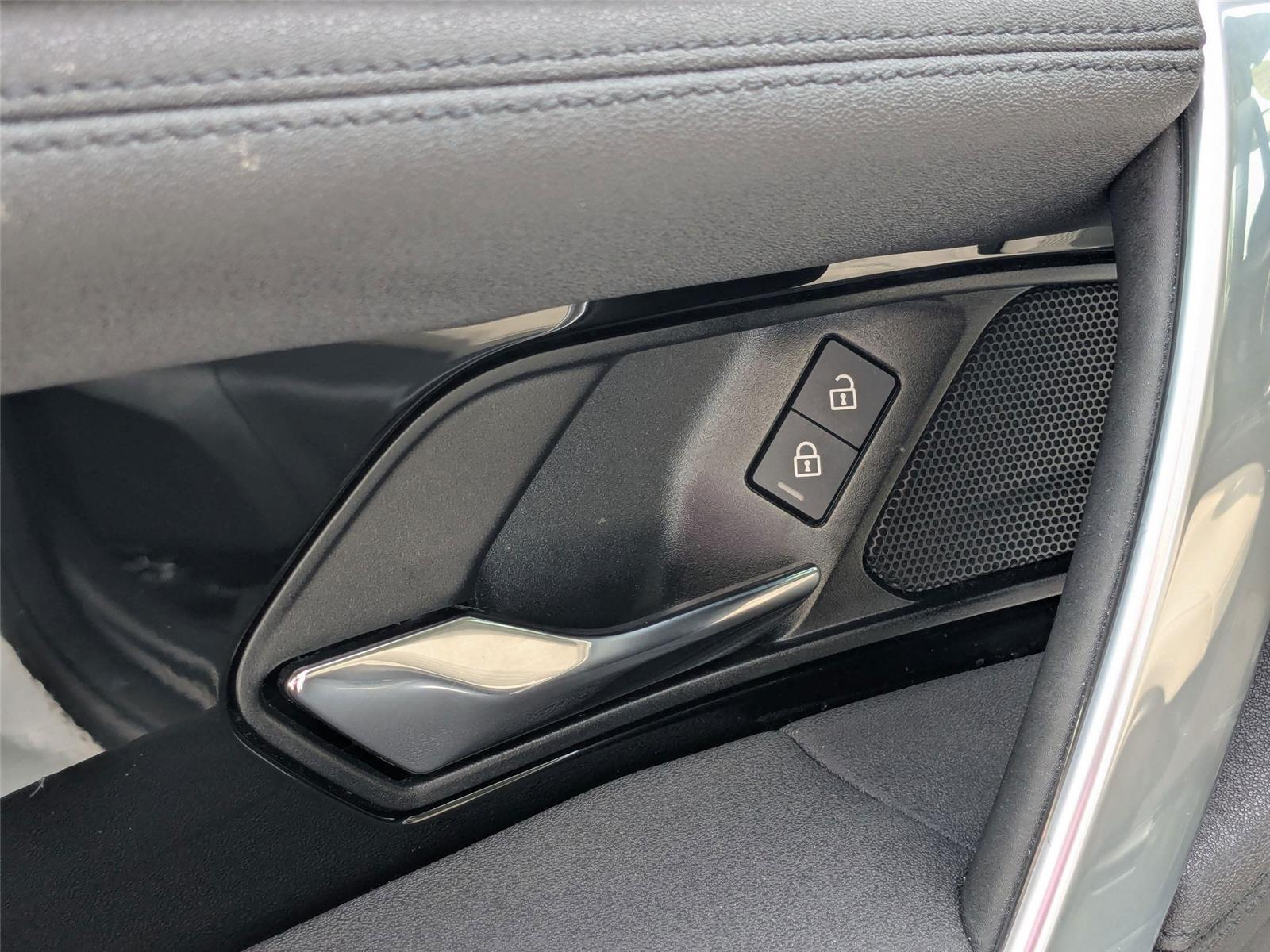 2024 Land Rover Discovery Sport S photo 12