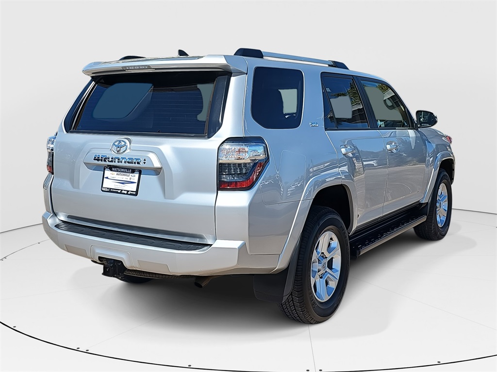 2024 Toyota 4Runner SR5 Premium photo 2
