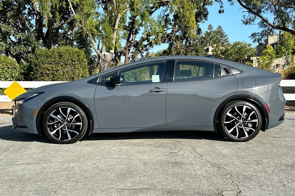 2023 Toyota Prius Prime XSE Premium photo 7