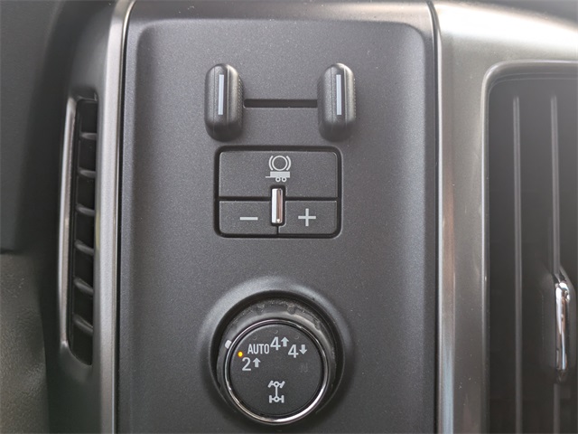 2018 Chevrolet Silverado 1500 LT photo 22