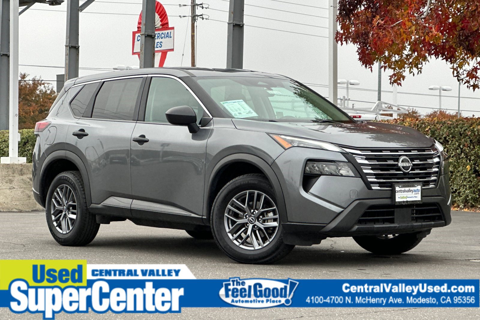 2024 Nissan Rogue S's photo