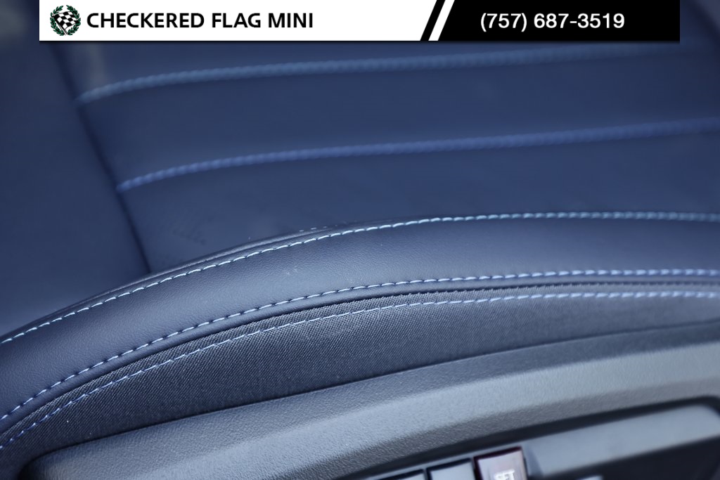 2025 Mini Cooper S Iconic photo 23