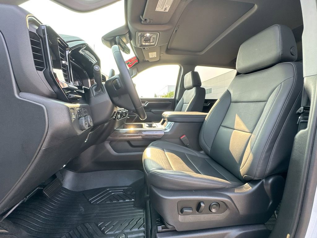 2024 Chevrolet Silverado 2500HD LTZ photo 18