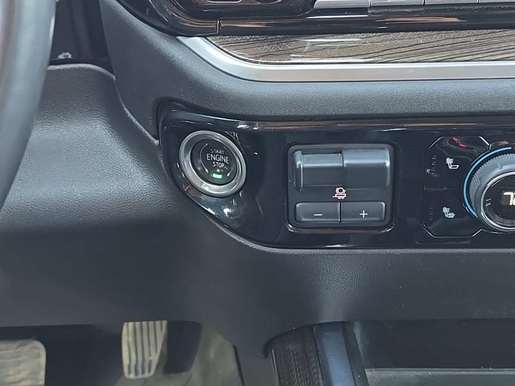 2022 Chevrolet Silverado 1500 RST photo 16
