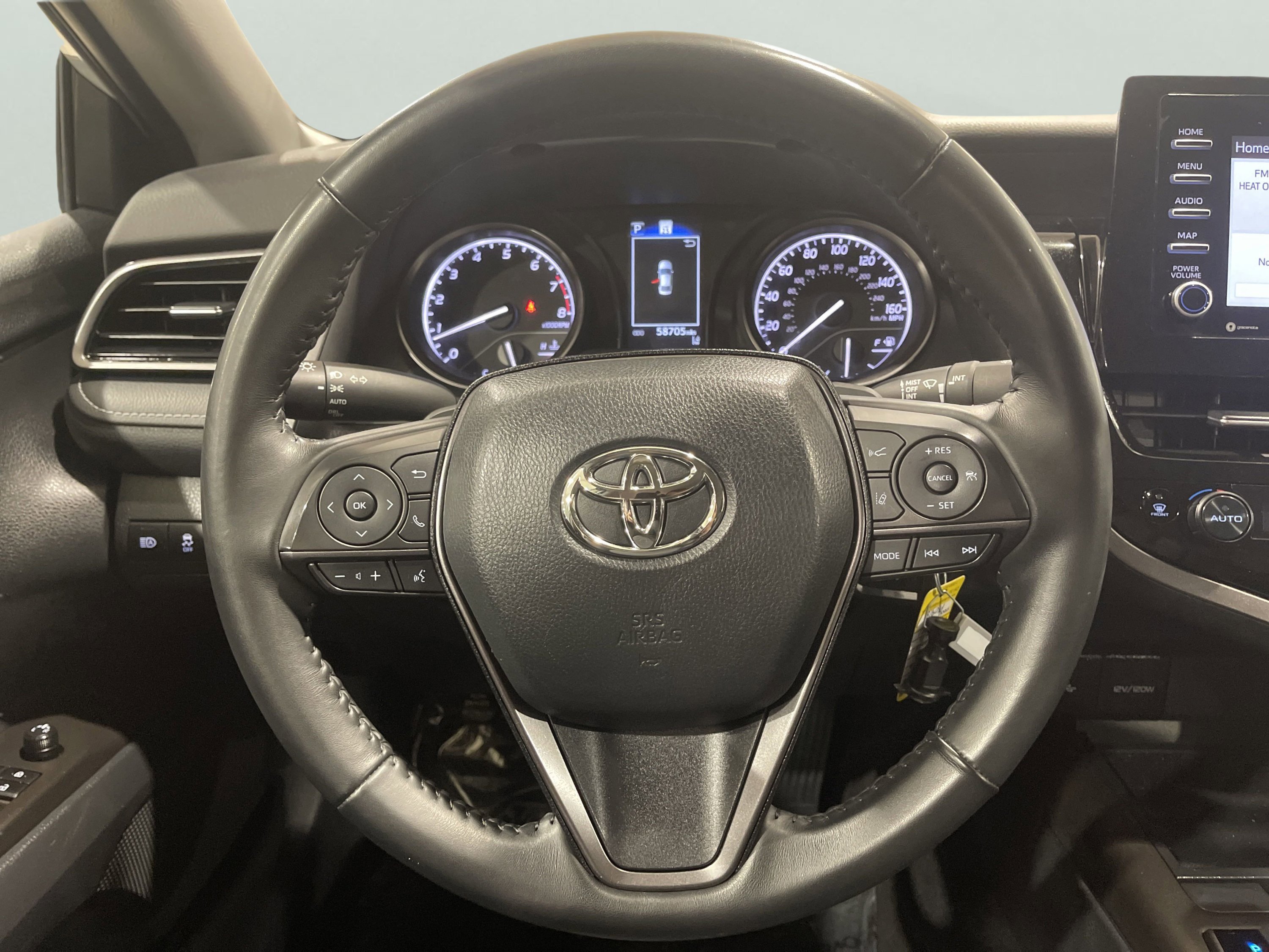 2024 Toyota Camry SE photo 15