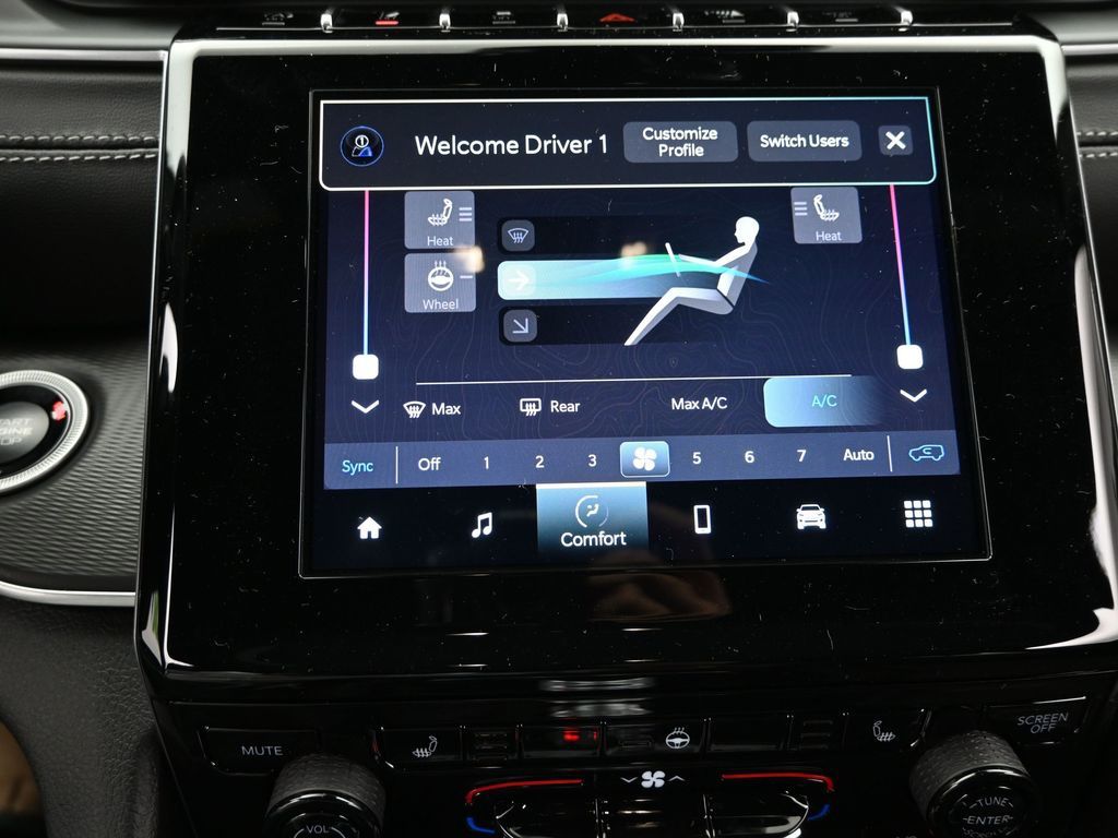 2025 Jeep Grand Cherokee Altitude X photo 13