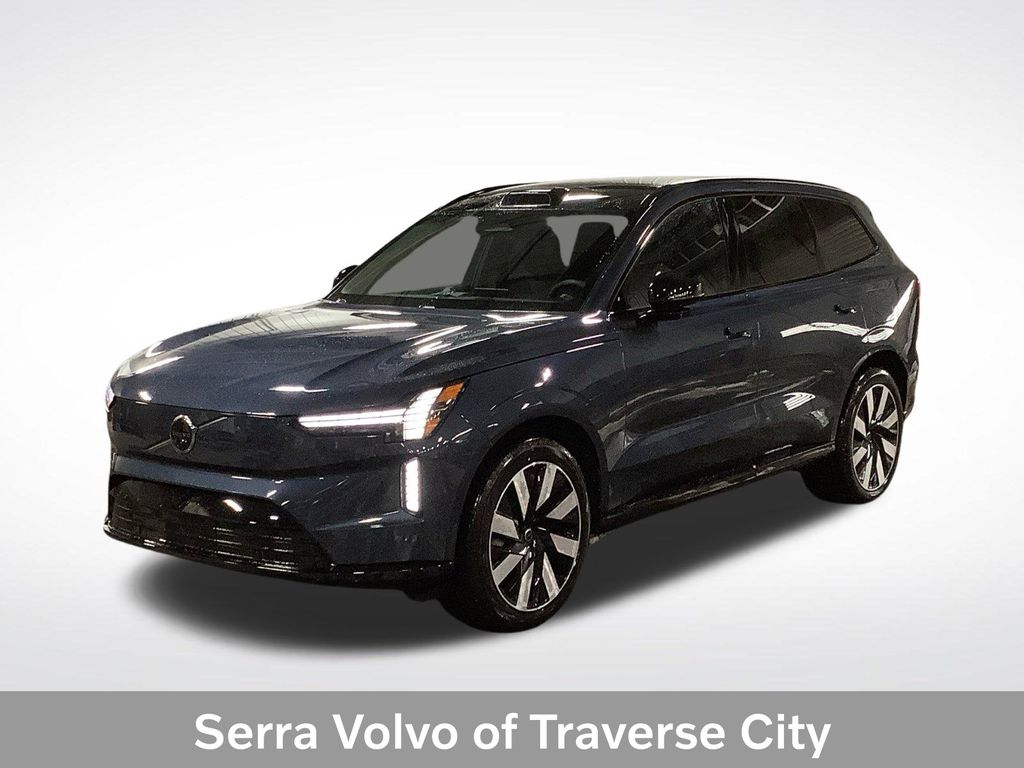 2025 Volvo EX90 Ultra's photo
